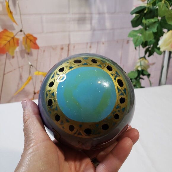 Inside Painted Glass Christmas Ornament Victorian Style Children on Sled Ball - Picture 6 of 9